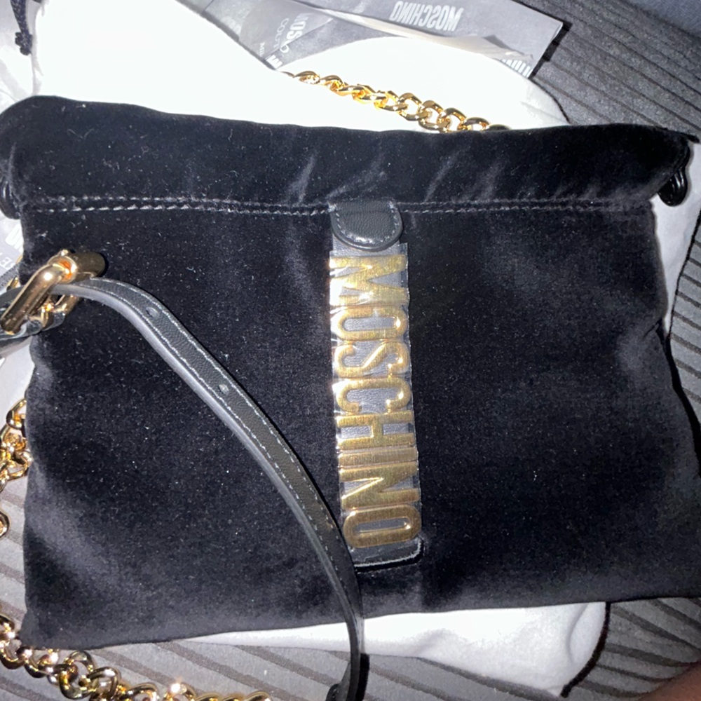 MOSCHINO BLACK VELVET CROSSBODY